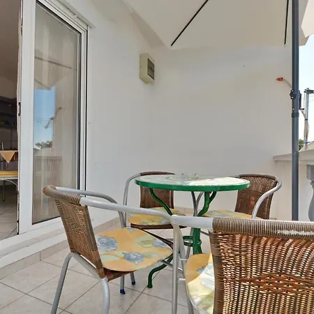 Apartman With Parking Space Starigrad, Paklenica - 18830