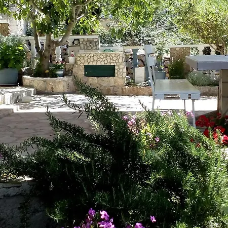 Apartman With Parking Space Starigrad, Paklenica - 18830